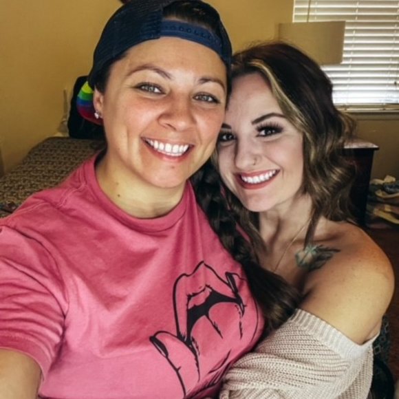 Meet your Posher, Tiffany - Picture 5 of 7